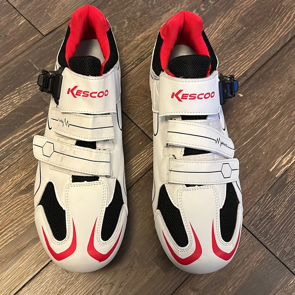 3 for $15 - Bundle 3 items and save - Kescoo cycling shoes perfect for Peloton